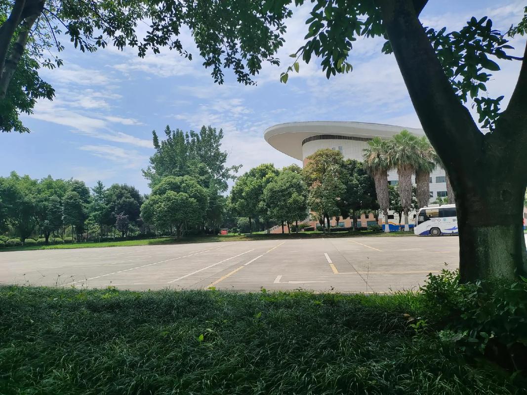 成都信息工程大学龙泉校区