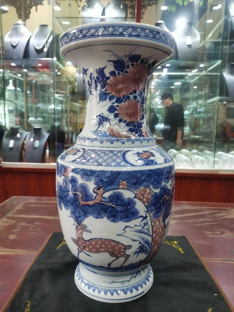 弘治鹤鹿青花瓷器拍卖