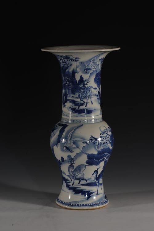 弘治鹤鹿青花瓷器拍卖