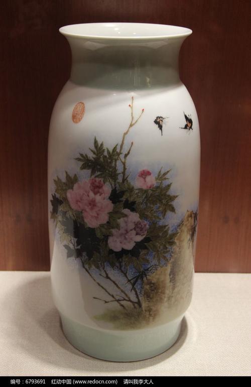 黎明瓷器作品国色天香