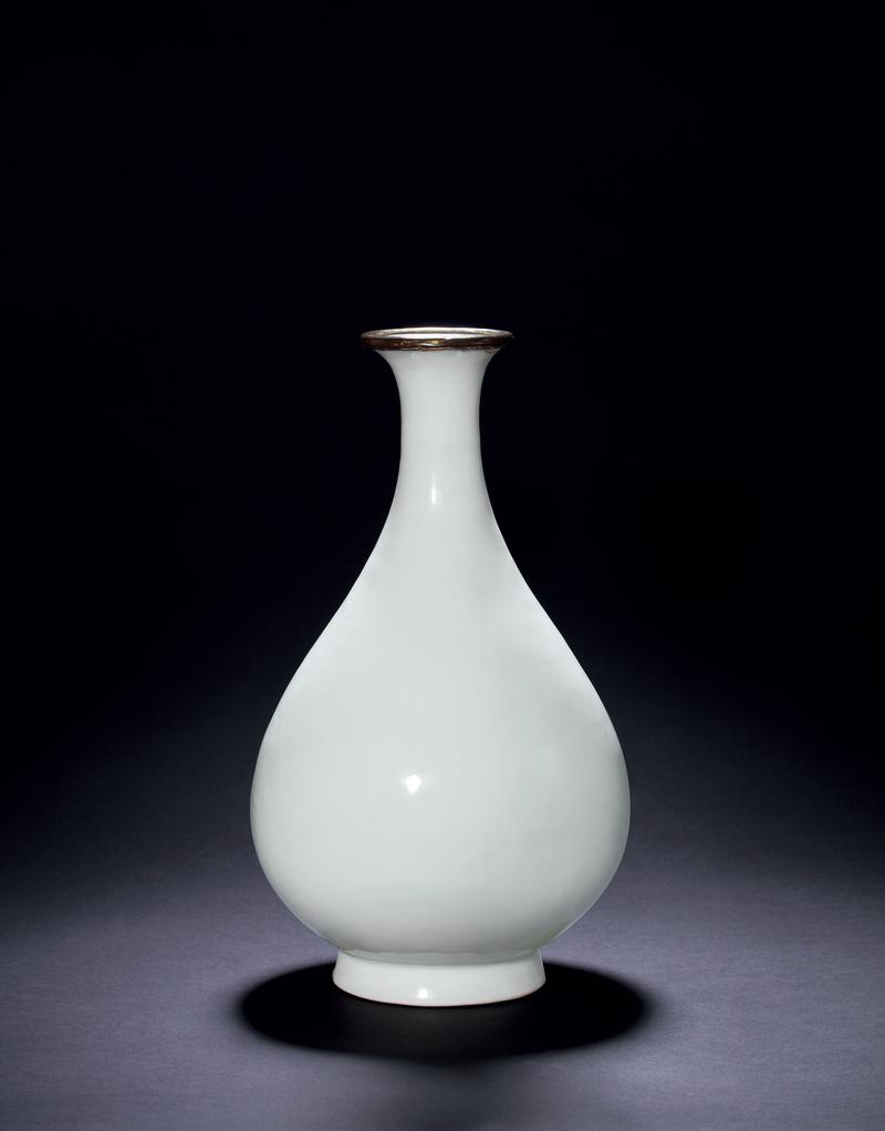 明永乐甜白釉瓷器内府