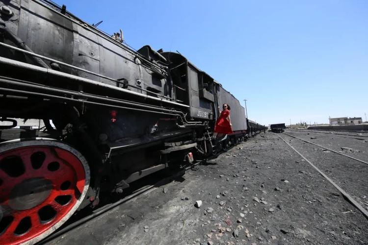 哈密到北京火车时刻表