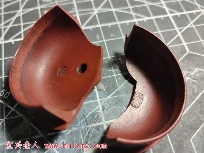 紫砂壶盖子碎了怎么配