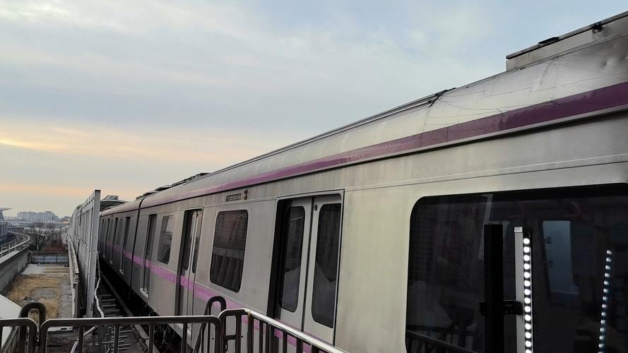 地铁昌平站到北京西站