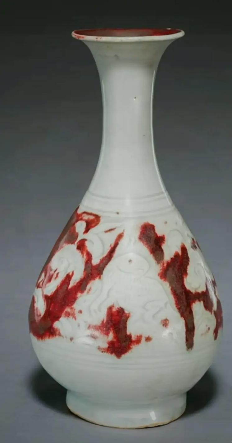 元代釉里红瓷器的特征