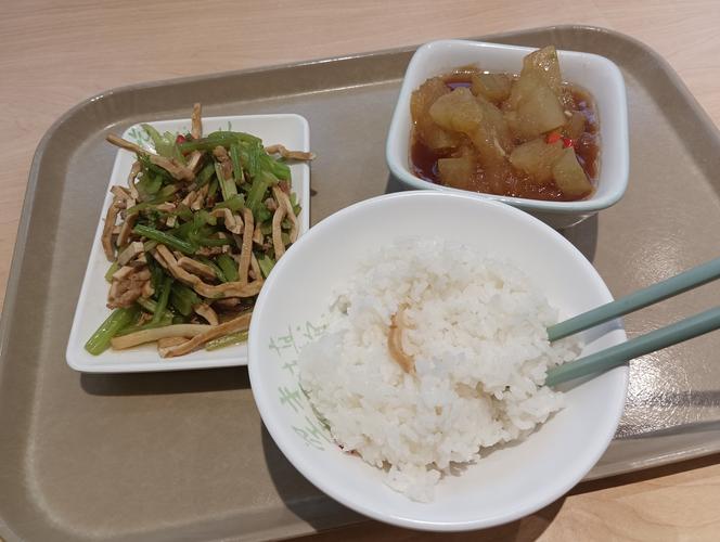 上海虹桥站有什么吃的