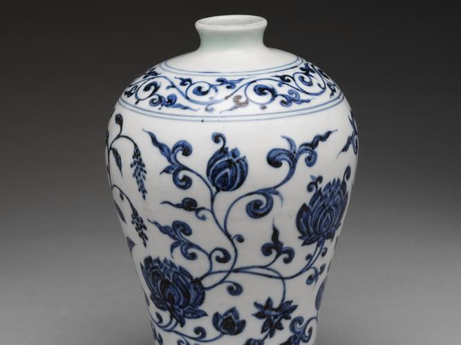 古代瓷器的莲花纹图片