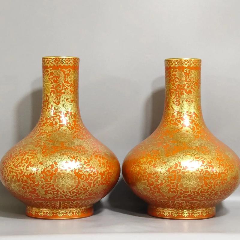 珊瑚红釉描金瓷器乾隆