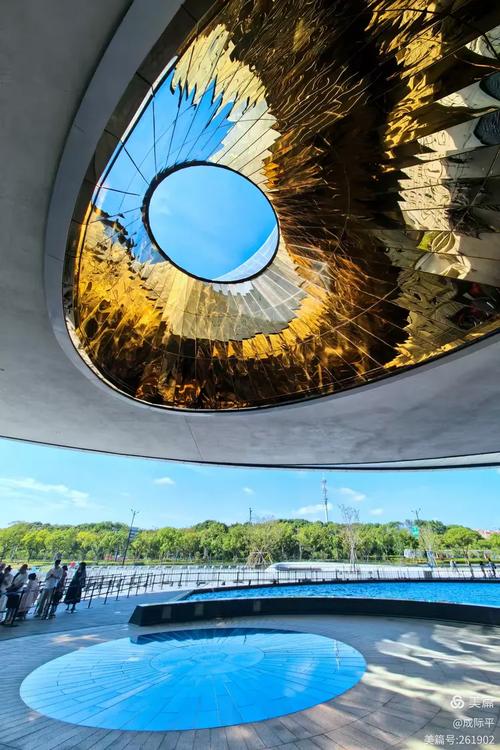 上海奇思妙想的时空洞