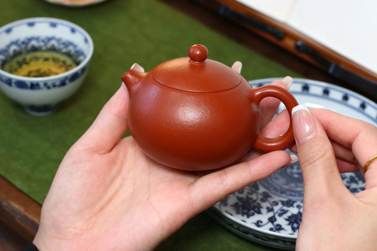 紫砂壶朱泥是什么颜色