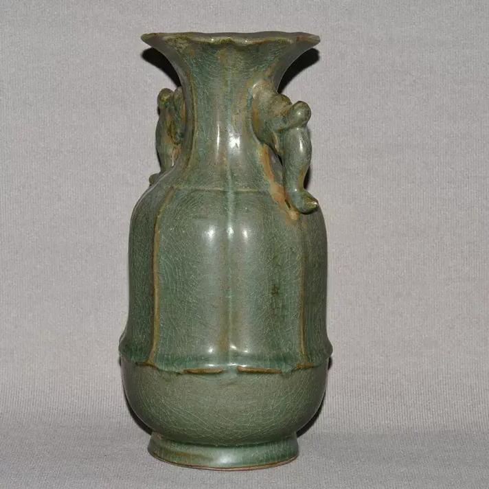 宋代龙泉绿釉瓷器图片