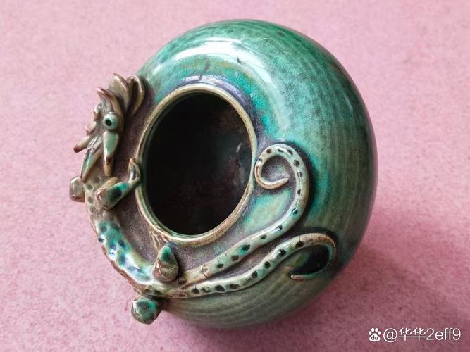 宋代龙泉绿釉瓷器图片