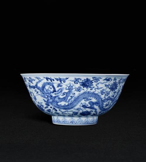 明代正德青花瓷器图片