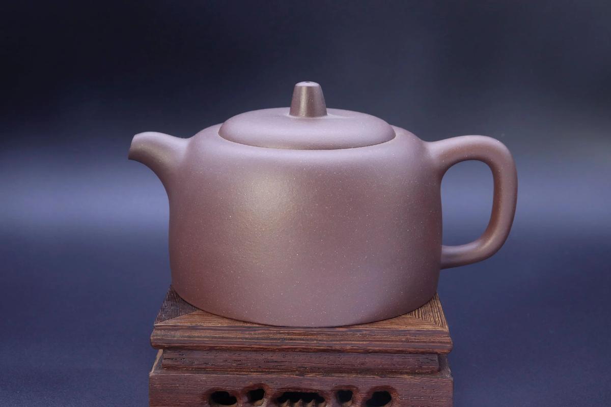 紫红泥紫砂壶是什么泥