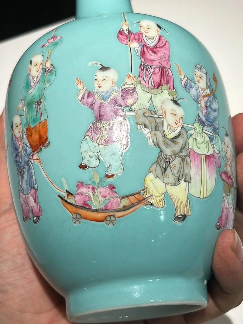 清代瓷器上小孩的特点