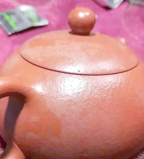 紫砂壶打蜡了还能用吗