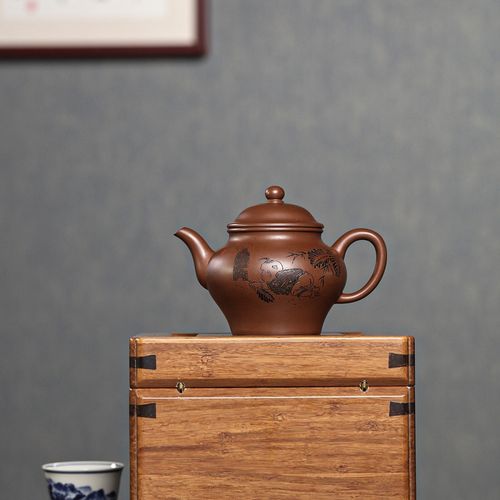 紫砂壶300cc大吗