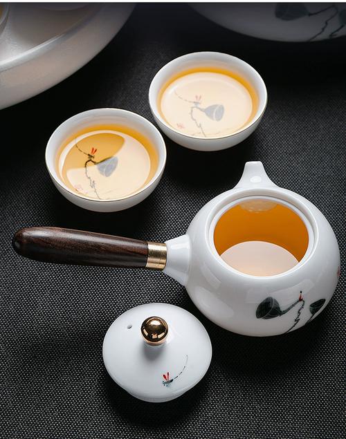 瓷器莲花茶壶图片大全