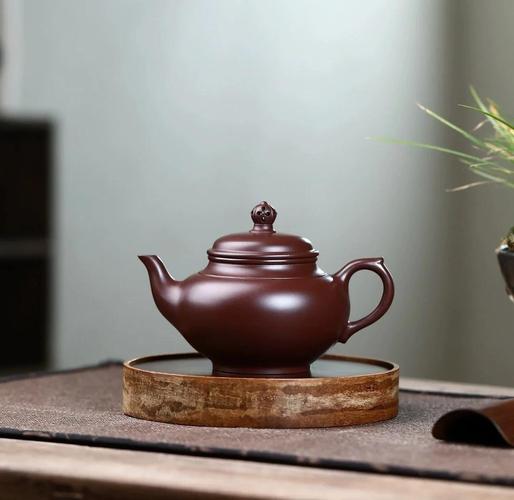 真正朱泥紫砂壶什么样