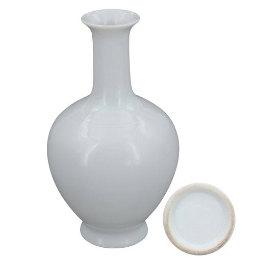 明代甜白釉瓷器的价格